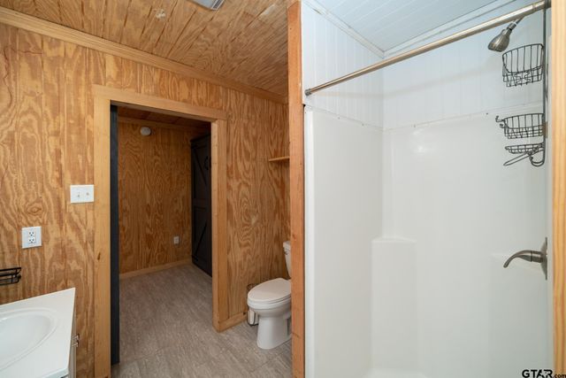 645 CR 1713, Jacksonville, TX 75766