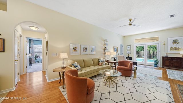 4067 BALD EAGLE Lane, Jacksonville, FL 32257