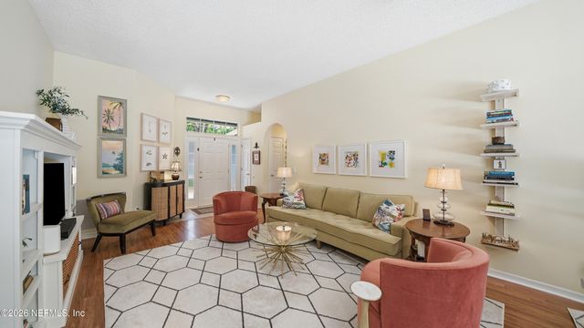 4067 BALD EAGLE Lane, Jacksonville, FL 32257