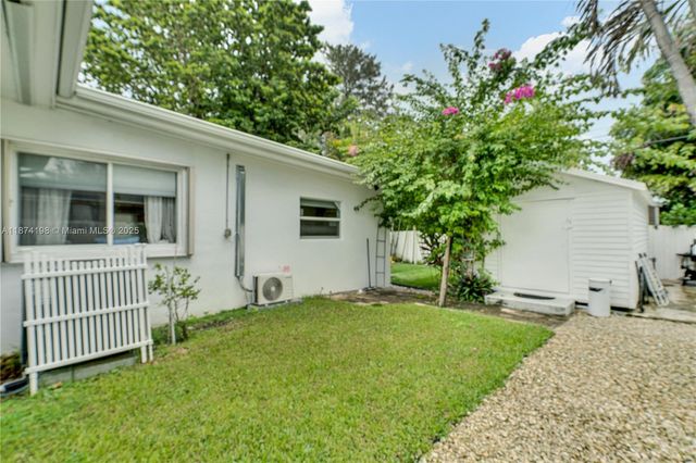 3925 SW 61st Ave, Miami, FL 33155