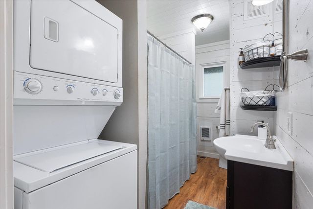 824 E Rockwell Ave, Spokane, WA 99207