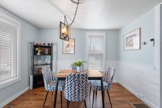 824 E Rockwell Ave, Spokane, WA 99207