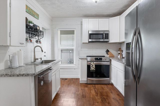 824 E Rockwell Ave, Spokane, WA 99207