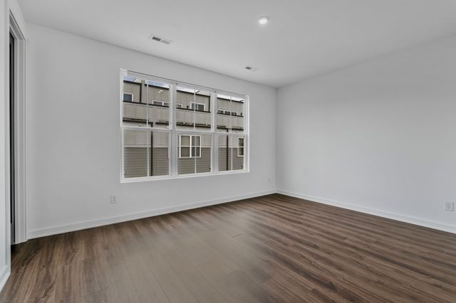 2032 Edison Park Ln, Nashville, TN 37209