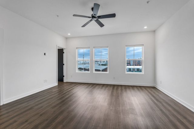 2032 Edison Park Ln, Nashville, TN 37209