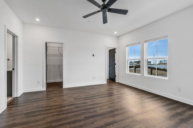 2032 Edison Park Ln, Nashville, TN 37209