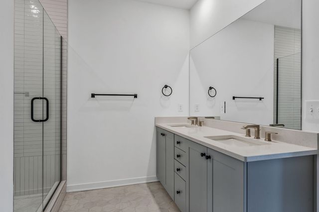 2032 Edison Park Ln, Nashville, TN 37209