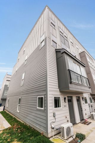 2032 Edison Park Ln, Nashville, TN 37209