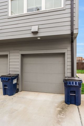 2032 Edison Park Ln, Nashville, TN 37209