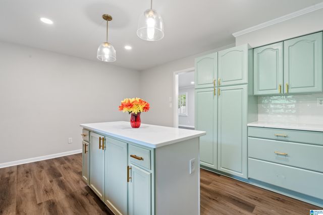 105 WOODLAND ROAD, Bessemer, AL 35020