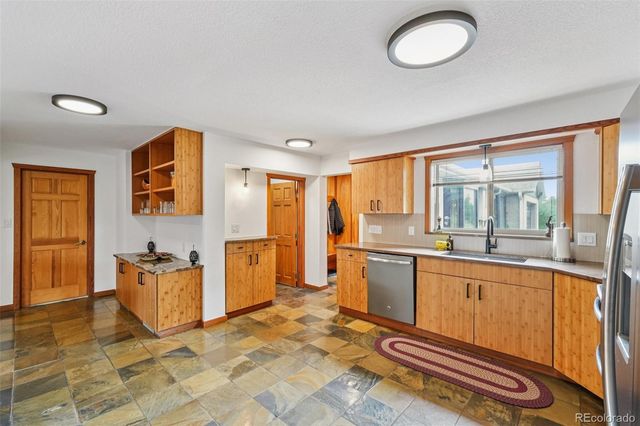 2100 Routt Street, Lakewood, CO 80215