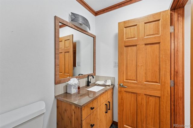 2100 Routt Street, Lakewood, CO 80215