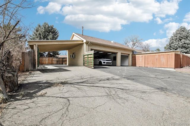 2100 Routt Street, Lakewood, CO 80215