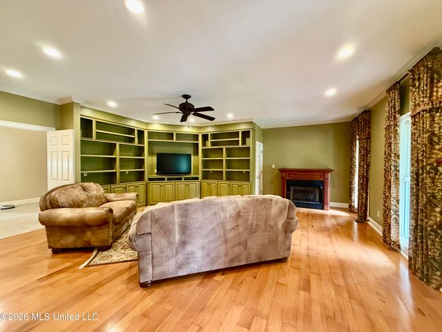 346 Quail Hollow Drive, Clinton, MS 39056
