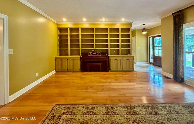 346 Quail Hollow Drive, Clinton, MS 39056