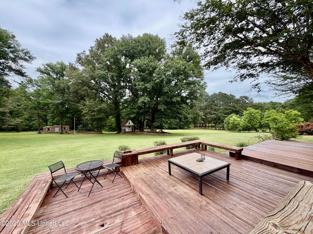 346 Quail Hollow Drive, Clinton, MS 39056