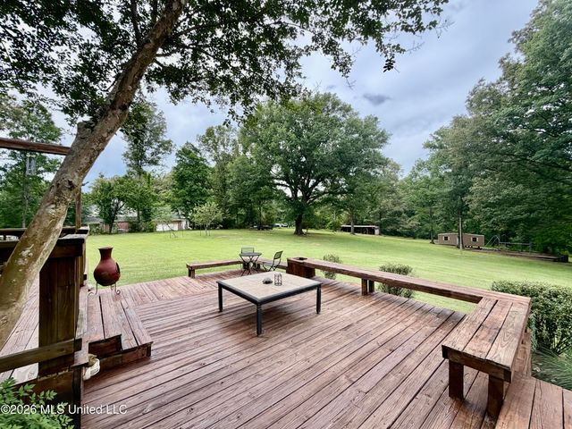 346 Quail Hollow Drive, Clinton, MS 39056