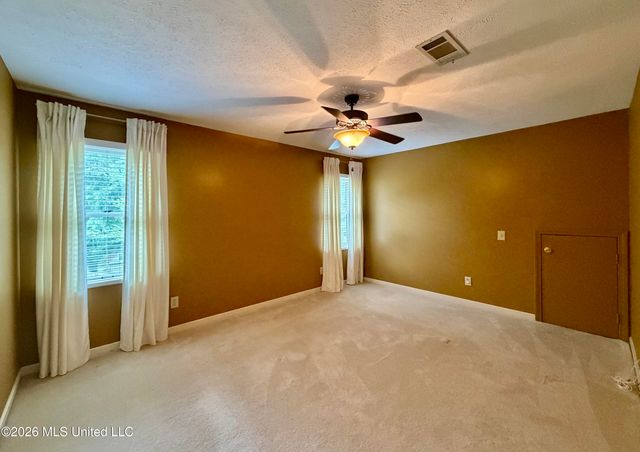 346 Quail Hollow Drive, Clinton, MS 39056