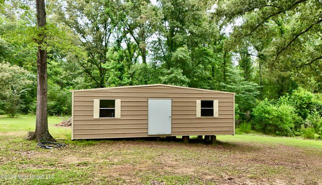 346 Quail Hollow Drive, Clinton, MS 39056