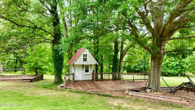 346 Quail Hollow Drive, Clinton, MS 39056
