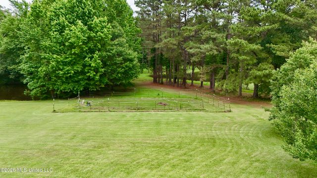 346 Quail Hollow Drive, Clinton, MS 39056