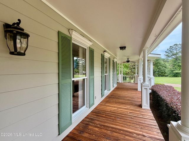 346 Quail Hollow Drive, Clinton, MS 39056