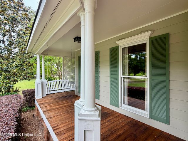 346 Quail Hollow Drive, Clinton, MS 39056