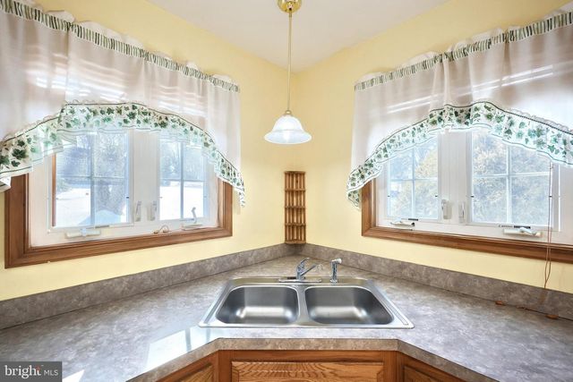 9 WHEATLAND DR, Gettysburg, PA 17325