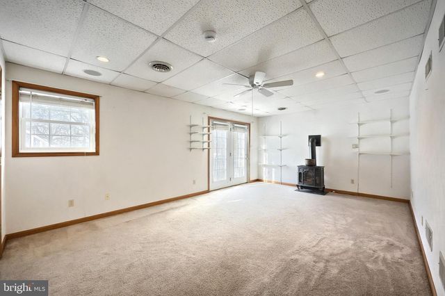 9 WHEATLAND DR, Gettysburg, PA 17325