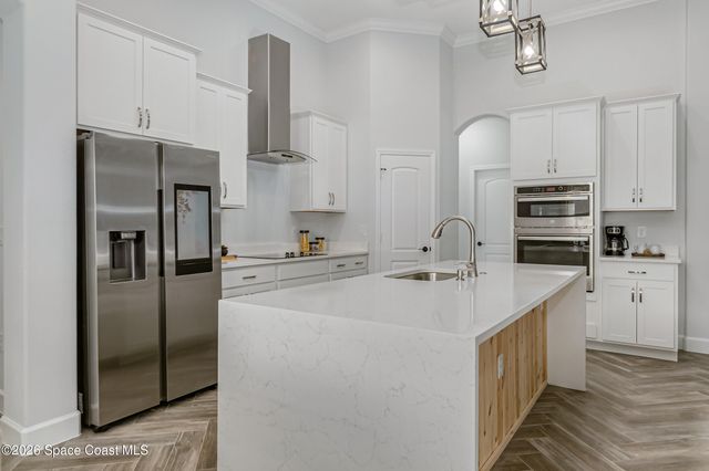 1141 Hanson Avenue SW, Palm Bay, FL 32908