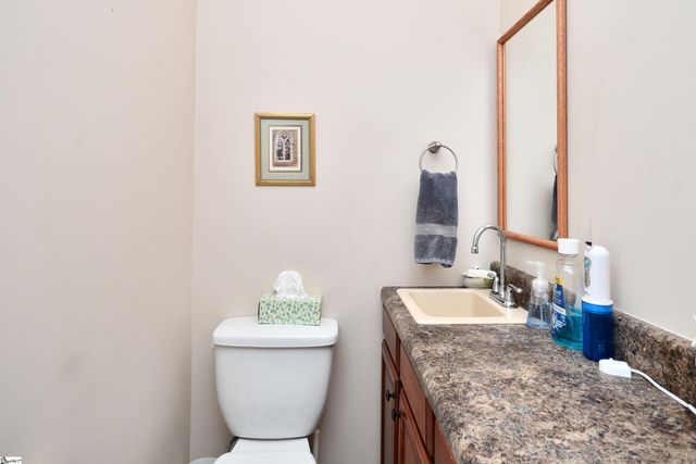 605 Summitbluff Drive, Greenville, SC 29617