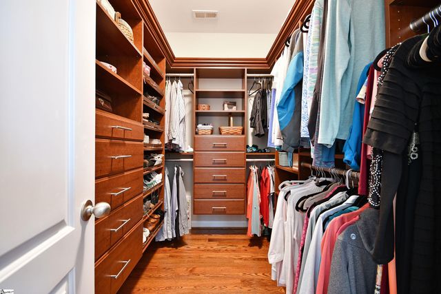 605 Summitbluff Drive, Greenville, SC 29617