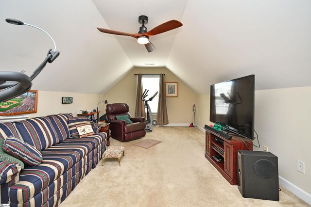 605 Summitbluff Drive, Greenville, SC 29617