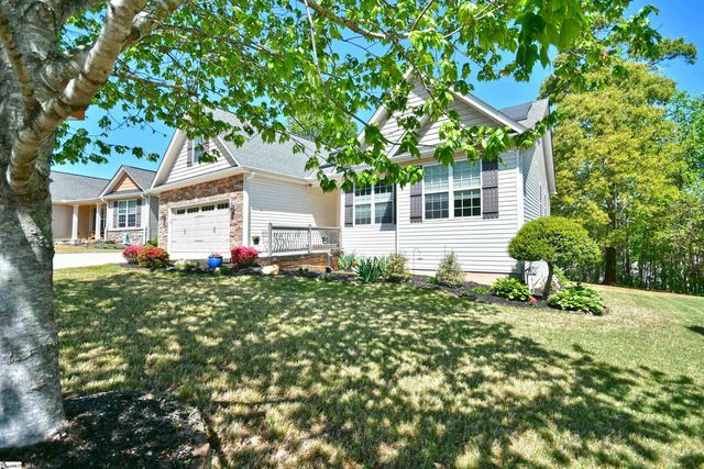 605 Summitbluff Drive, Greenville, SC 29617