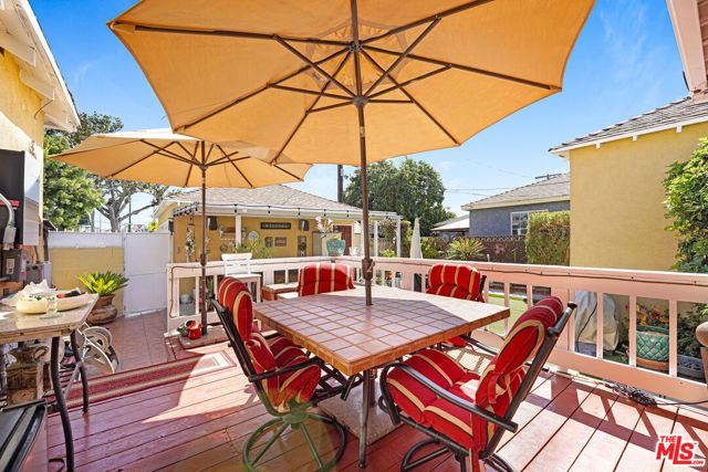 3750 Sutro Avenue, Los Angeles, CA 90018
