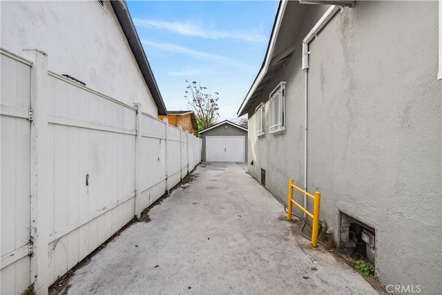 1218 E 89th, Los Angeles, CA 90002