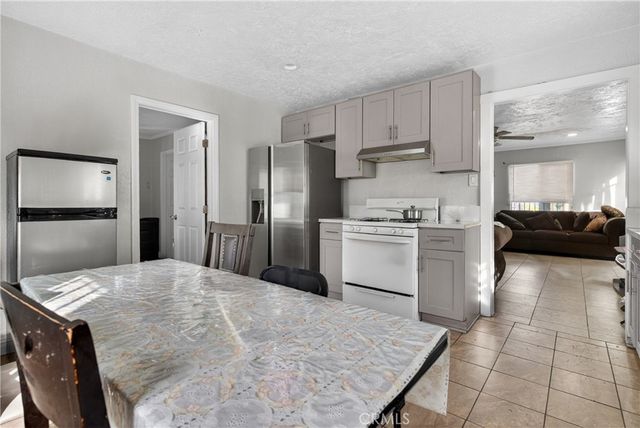 1218 E 89th, Los Angeles, CA 90002