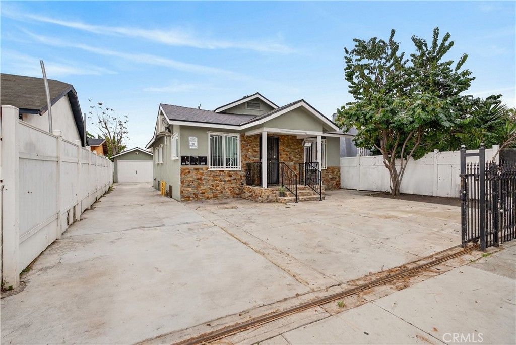 1218 E 89th, Los Angeles, CA 90002