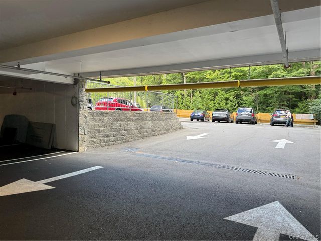 91 Bedford Road 2G, Chappaqua, NY 10514