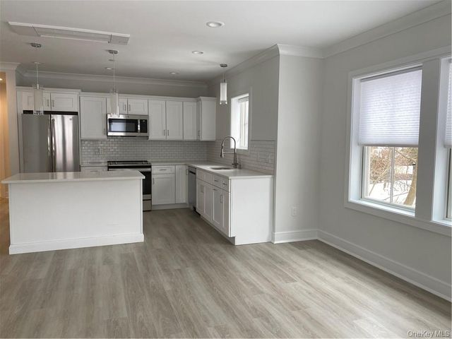 91 Bedford Road 2G, Chappaqua, NY 10514