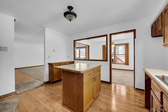 9416 Wildwood Lake Drive, Whitmore Lake, MI 48189