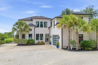 547 Bannockburn Rd., Pawleys Island, SC 29585