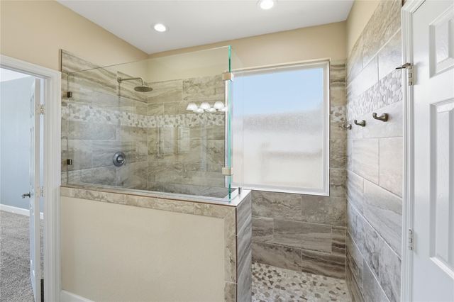 5803 Deleon Trail Drive, Spring, TX 77379