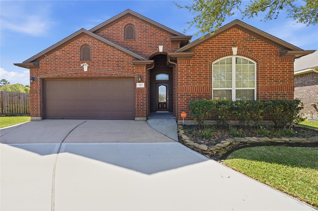 5803 Deleon Trail Drive, Spring, TX 77379
