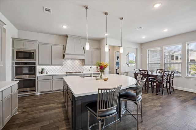 3217 Dovetail Colony Court, League City, TX 77573