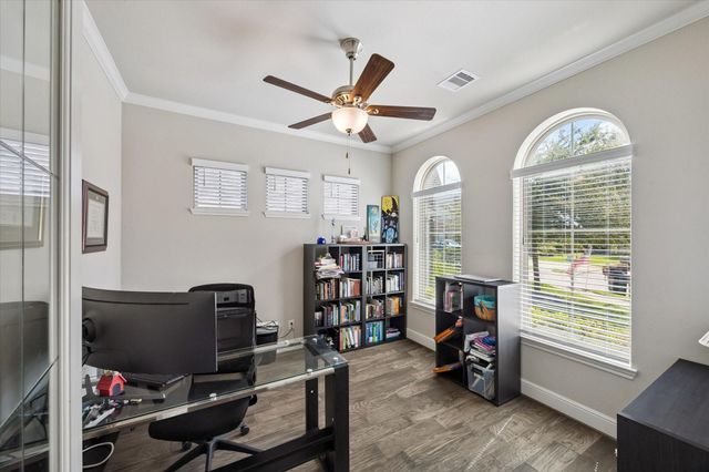 3217 Dovetail Colony Court, League City, TX 77573