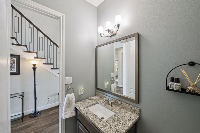 3217 Dovetail Colony Court, League City, TX 77573