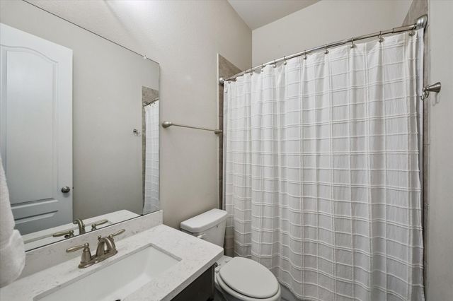 3217 Dovetail Colony Court, League City, TX 77573