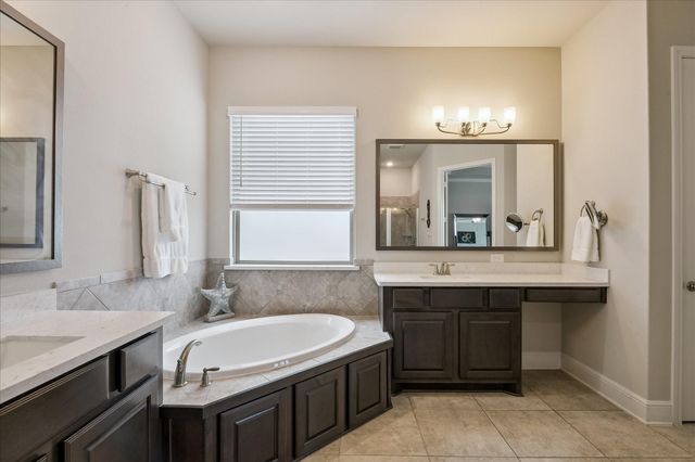 3217 Dovetail Colony Court, League City, TX 77573