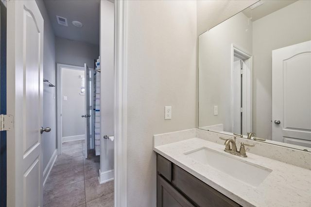 3217 Dovetail Colony Court, League City, TX 77573